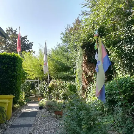 Gastehaus An Der Messe Guest house *